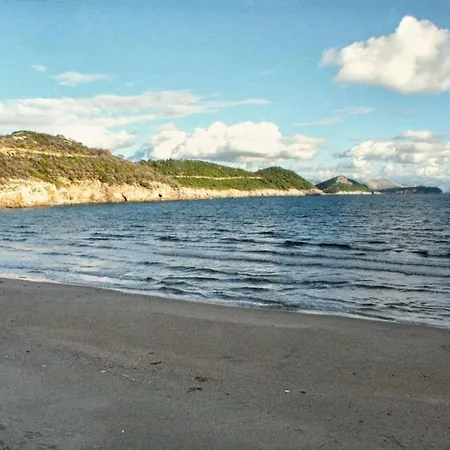 Διαμέρισμα By The Sea Lopud, Elafiti - 17200 *